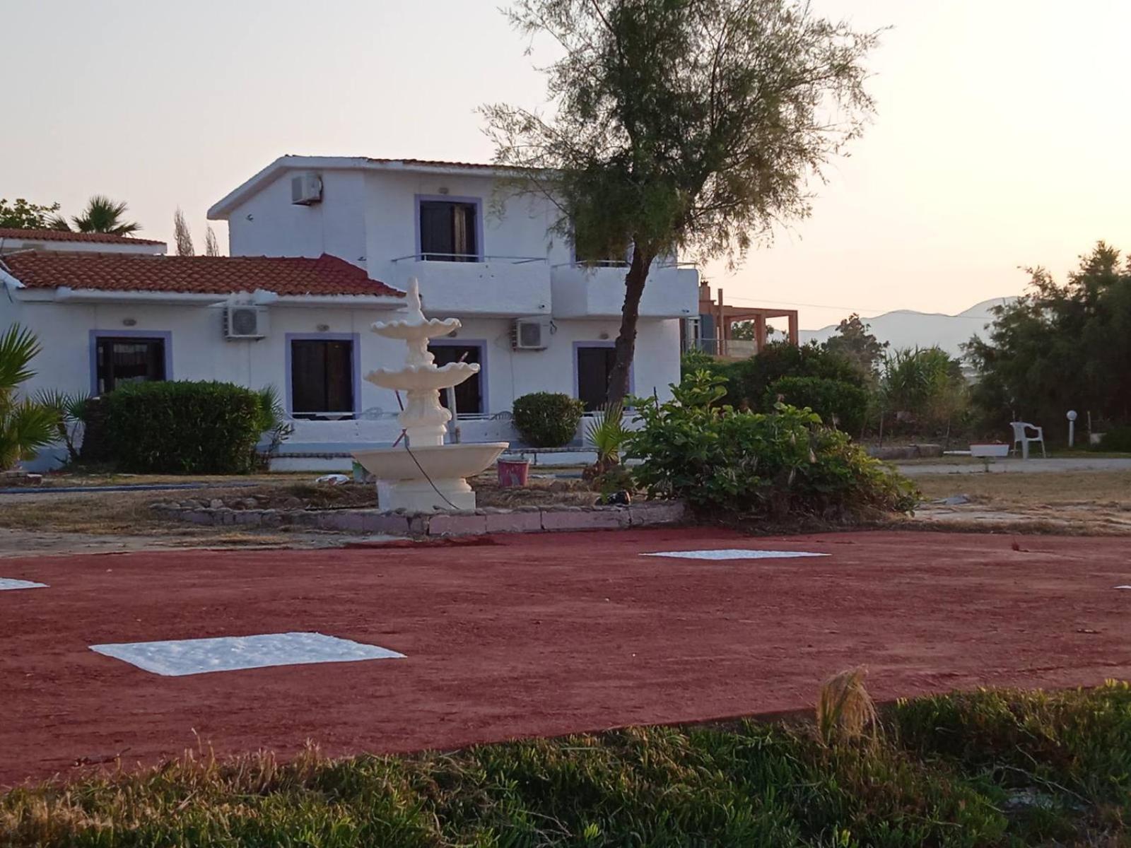 Kefalonia Beach Hotel&Bungalows Lixouri Bagian luar foto