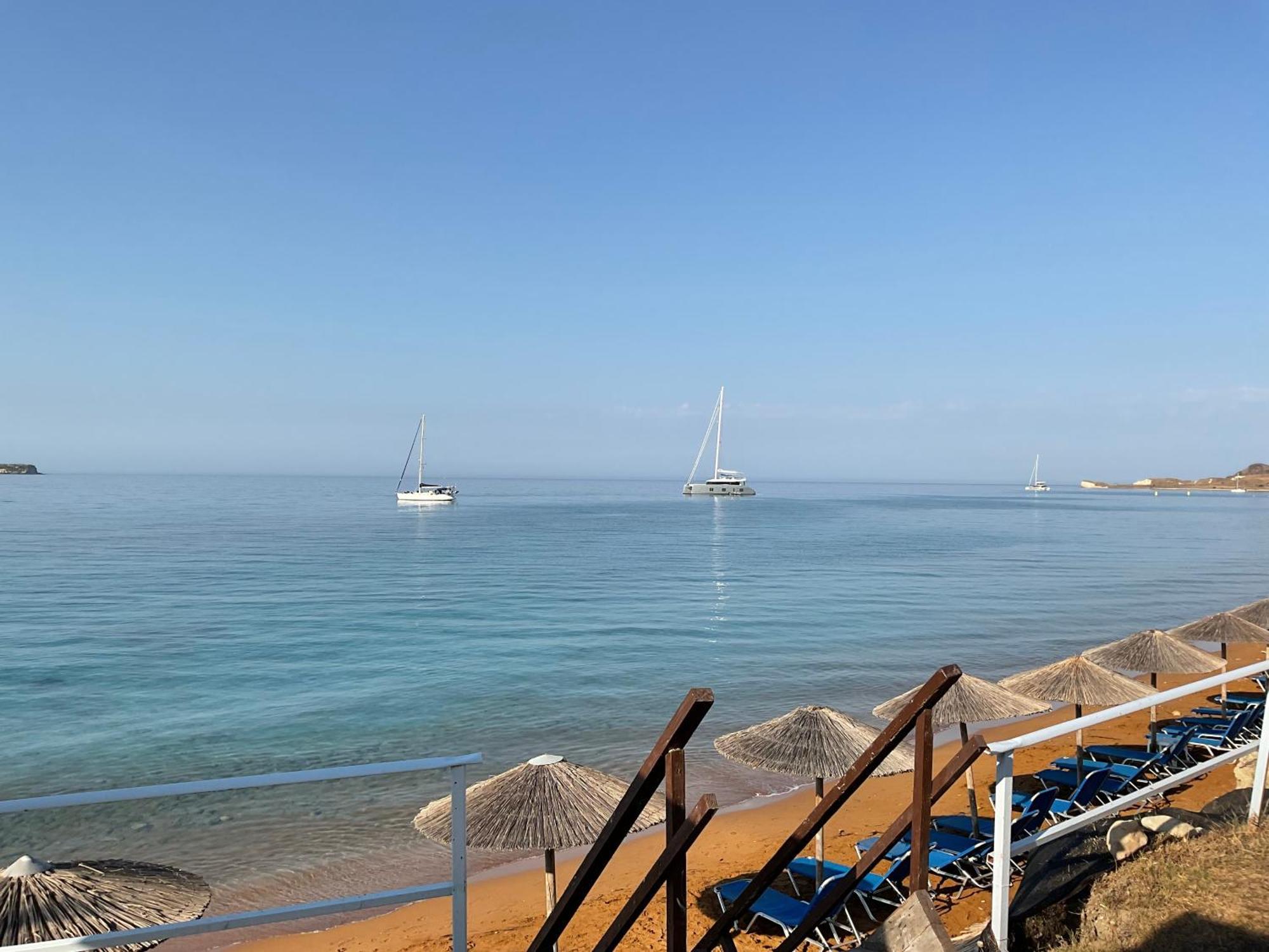 Kefalonia Beach Hotel&Bungalows Lixouri Bagian luar foto